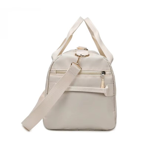 Womens Lightweight And Durable Waterproof Sports Bag